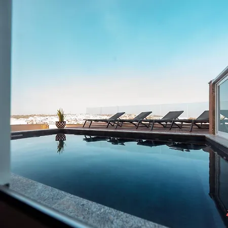 Chic Poolside In St Julians Malta San Ġiljan