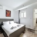 Apartment Chic Poolside In St Julians Malta *