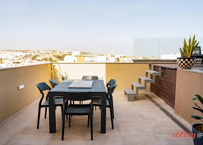 Apartamento Chic Poolside In St Julians Malta