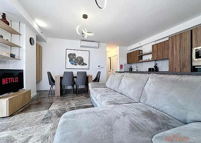 Apartamento Chic Poolside In St Julians Malta St. Julian's